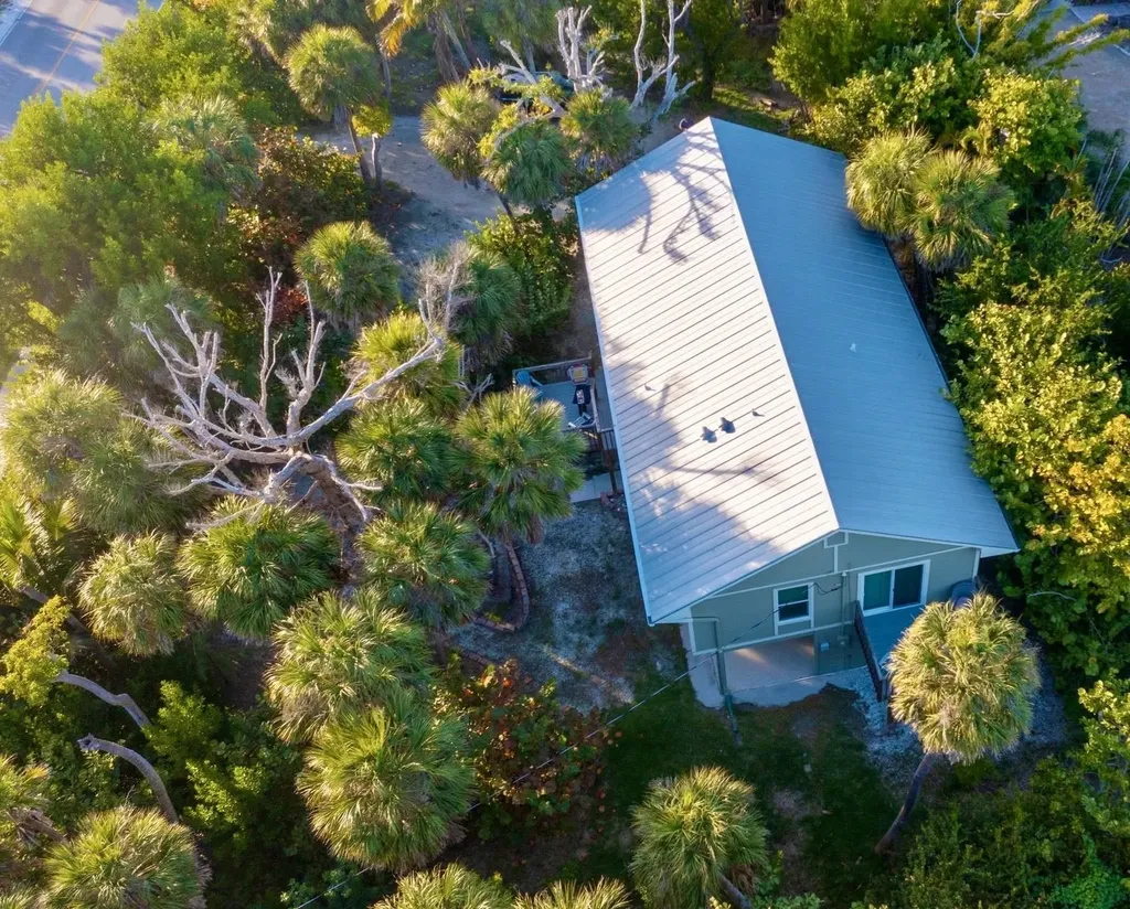 6092 Sanibel Captiva Road Sanibel FL 33957