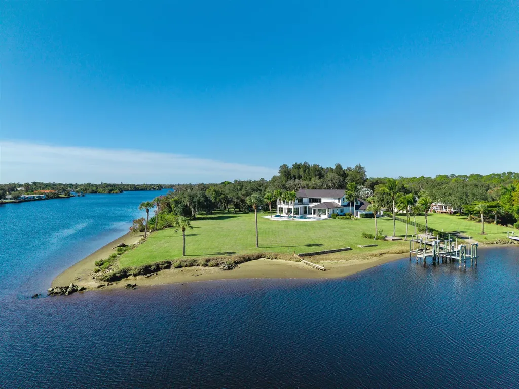 18090 N Olga Drive Alva FL 33920