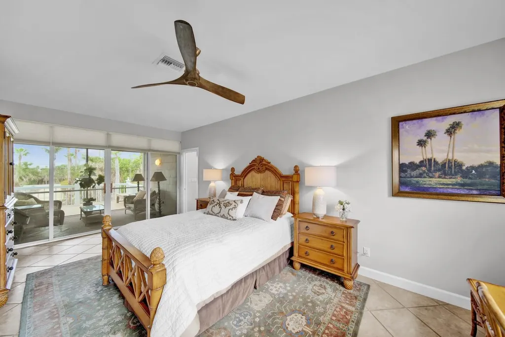 1828 Buckthorn Lane Sanibel FL 33957