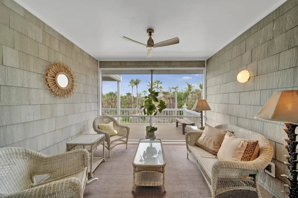 1828 Buckthorn Lane Sanibel FL 33957