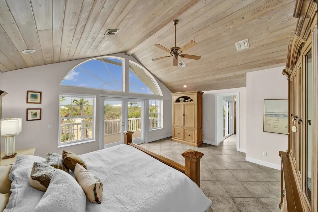 1828 Buckthorn Lane Sanibel FL 33957