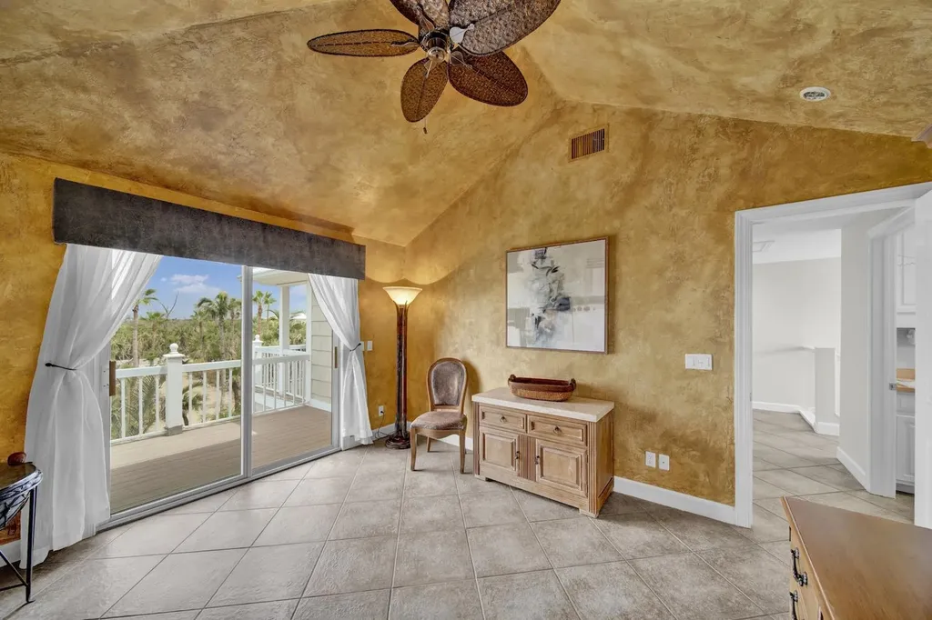 1828 Buckthorn Lane Sanibel FL 33957