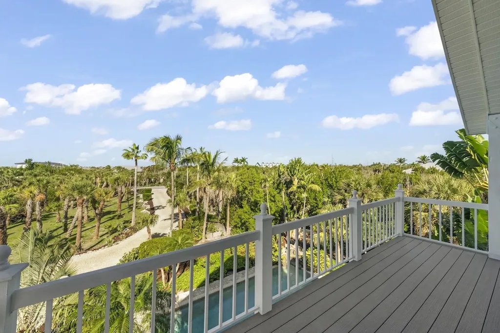 1828 Buckthorn Lane Sanibel FL 33957