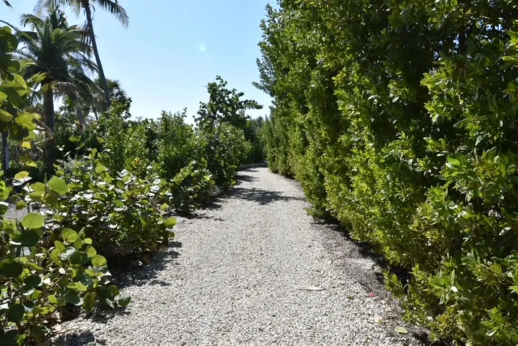 1828 Buckthorn Lane Sanibel FL 33957