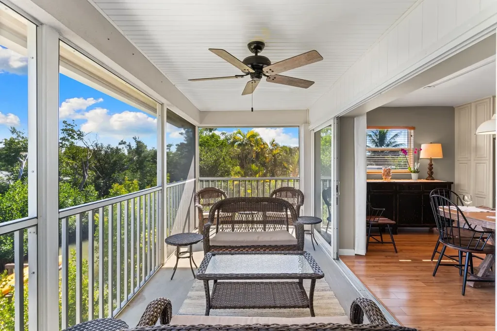 601 Periwinkle Way Sanibel FL 33957