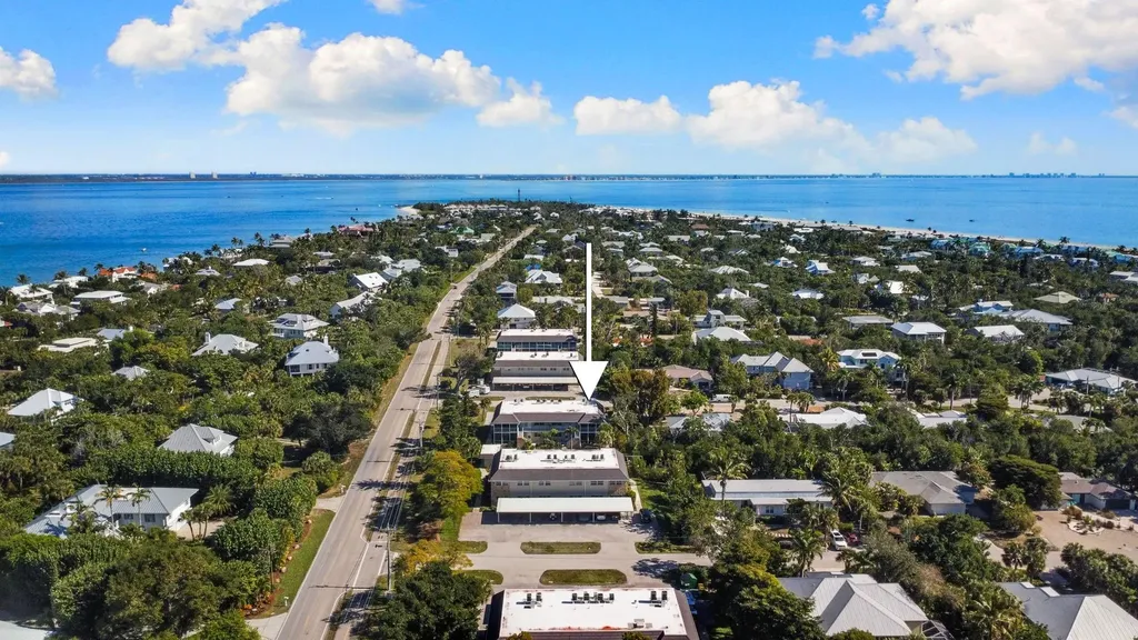 601 Periwinkle Way Sanibel FL 33957