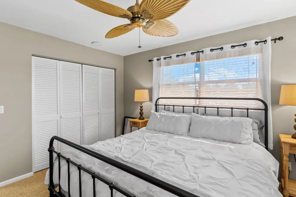 601 Periwinkle Way Sanibel FL 33957