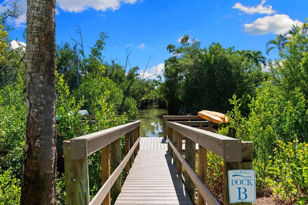 601 Periwinkle Way Sanibel FL 33957