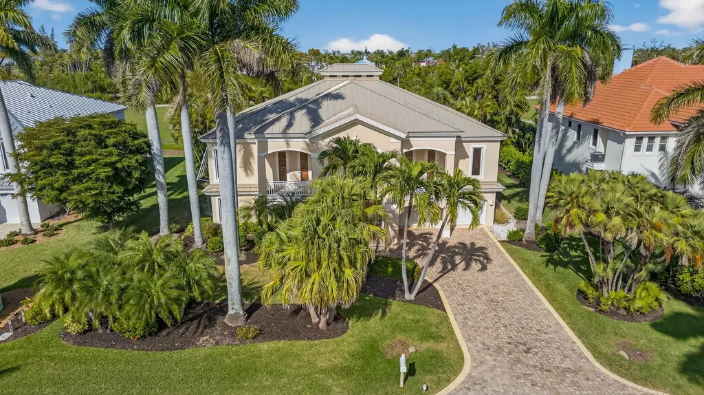816 Birdie View Point Sanibel FL 33957