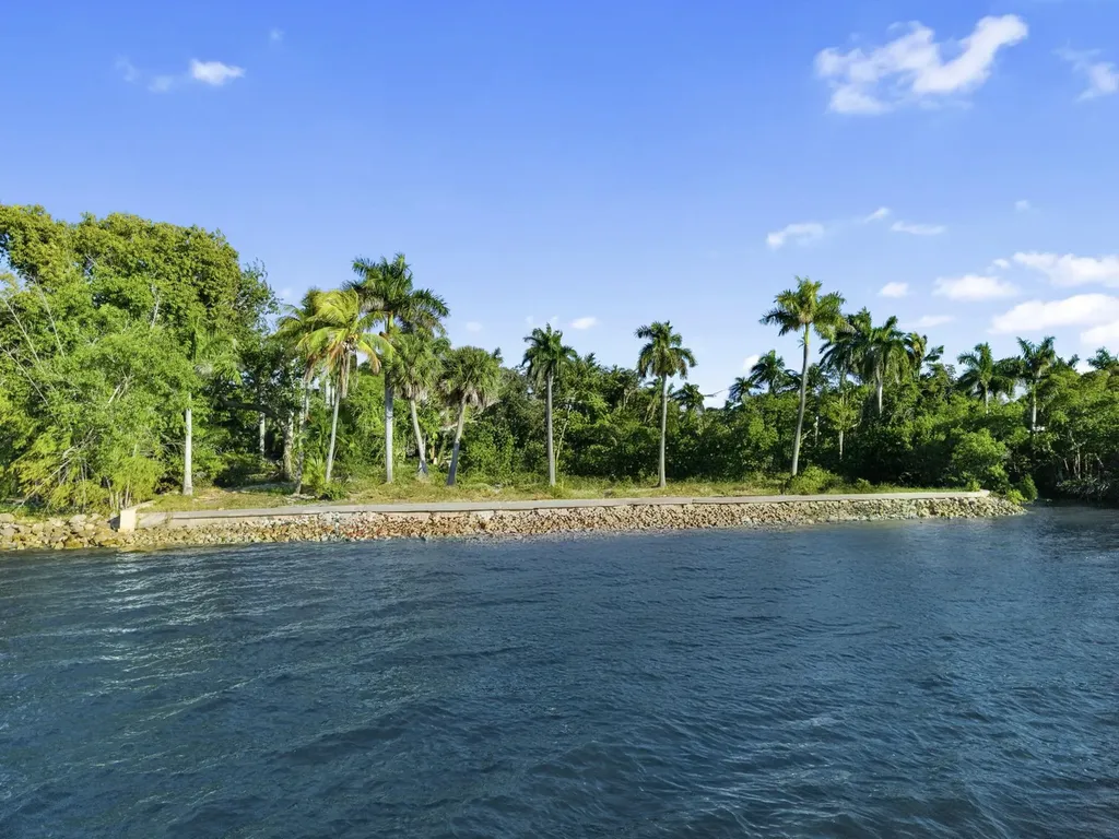 8661 Cajuput Cove Fort Myers FL 33919