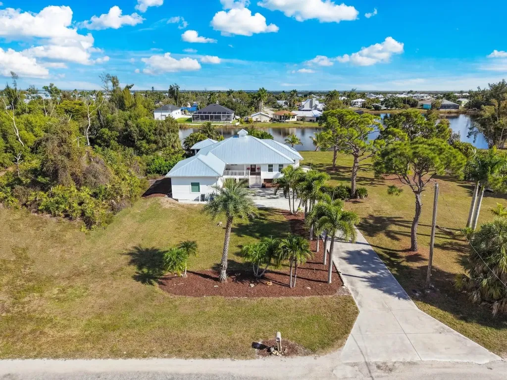 11940 Oakland Drive Bokeelia FL 33922