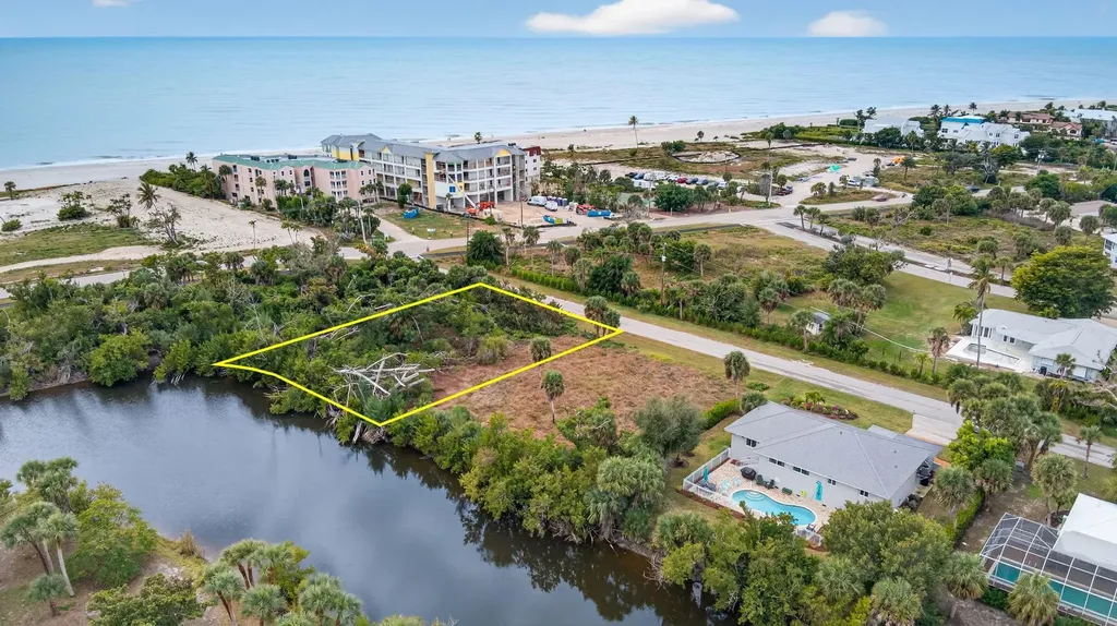 3304 Saint Kilda Road Sanibel FL 33957