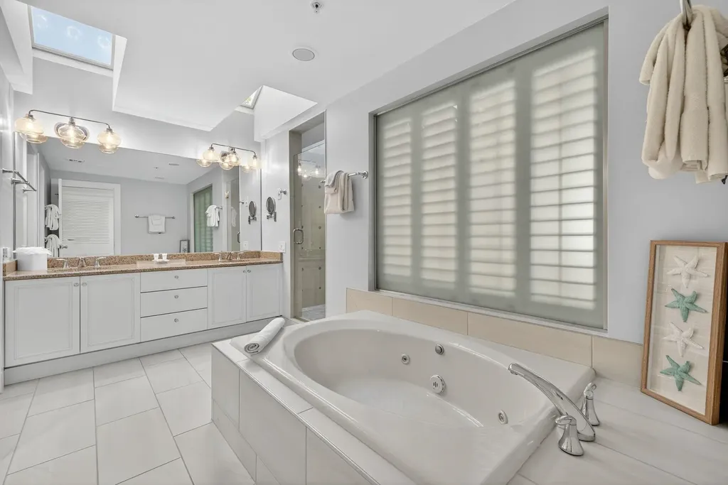 1655 Lands End Village Captiva FL 33924