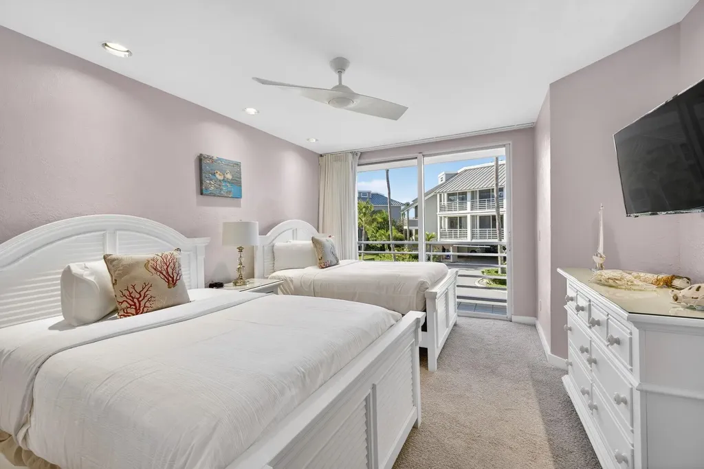 1655 Lands End Village Captiva FL 33924