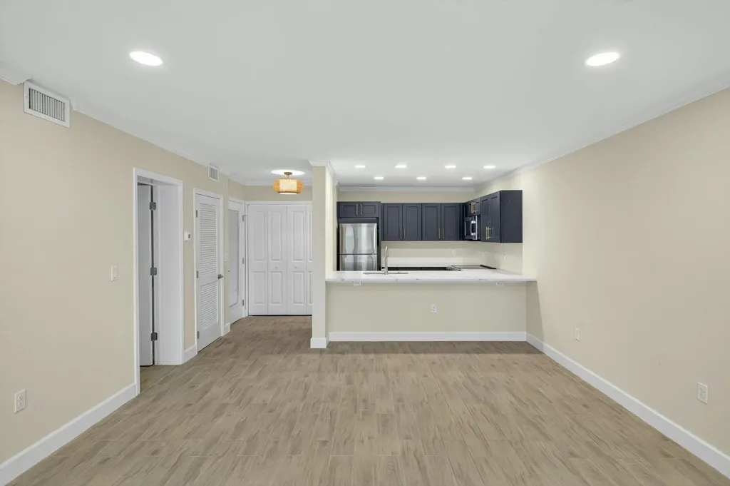 629 Nerita Street Sanibel FL 33957