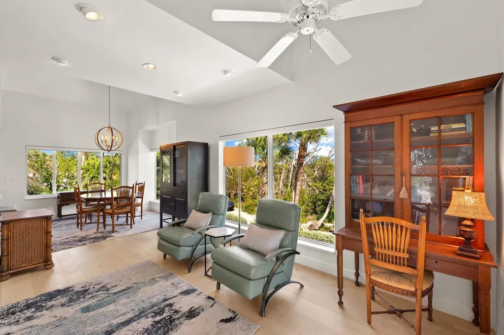 2400 Los Colony Road Sanibel FL 33957