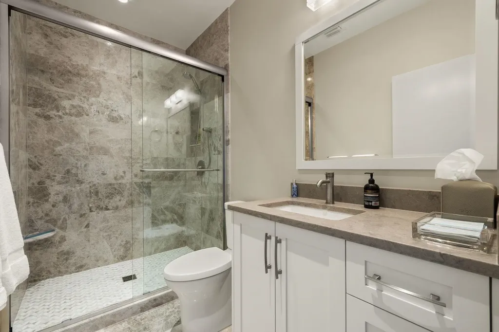 2400 Los Colony Road Sanibel FL 33957