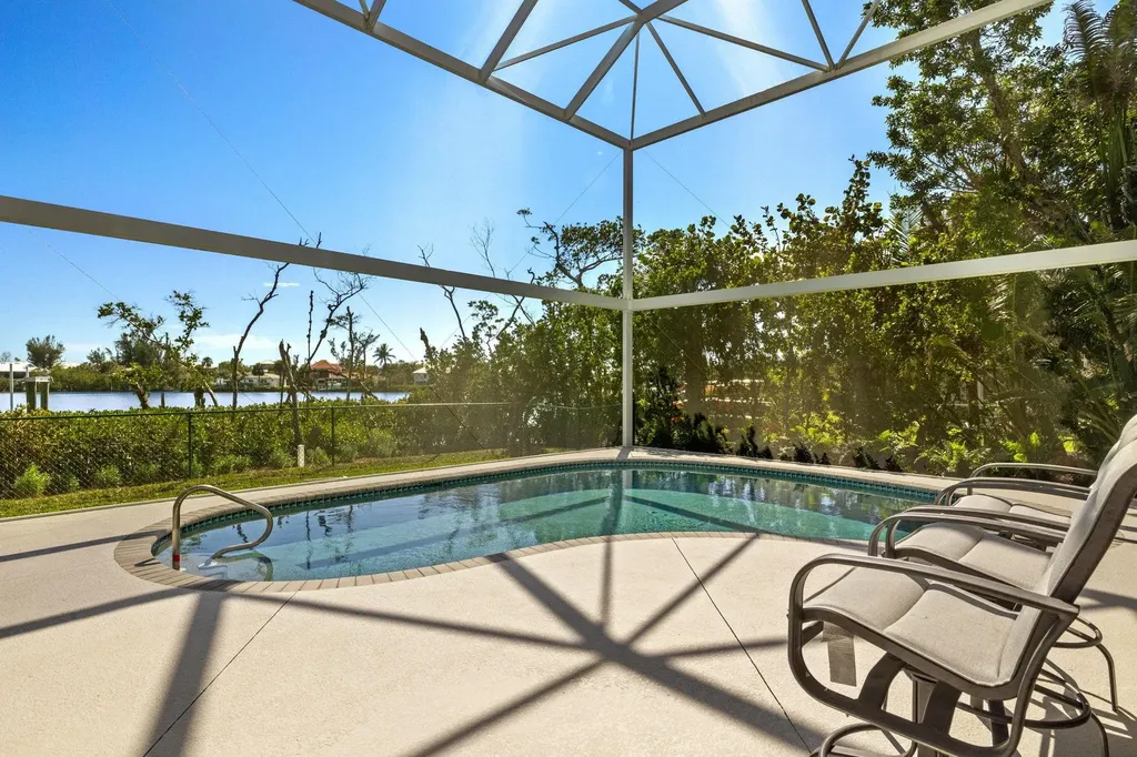 2400 Los Colony Road Sanibel FL 33957