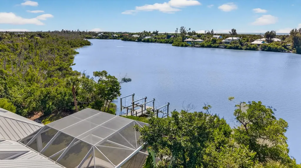 2400 Los Colony Road Sanibel FL 33957