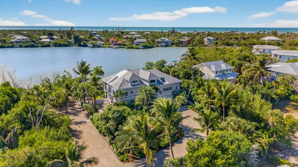 2400 Los Colony Road Sanibel FL 33957
