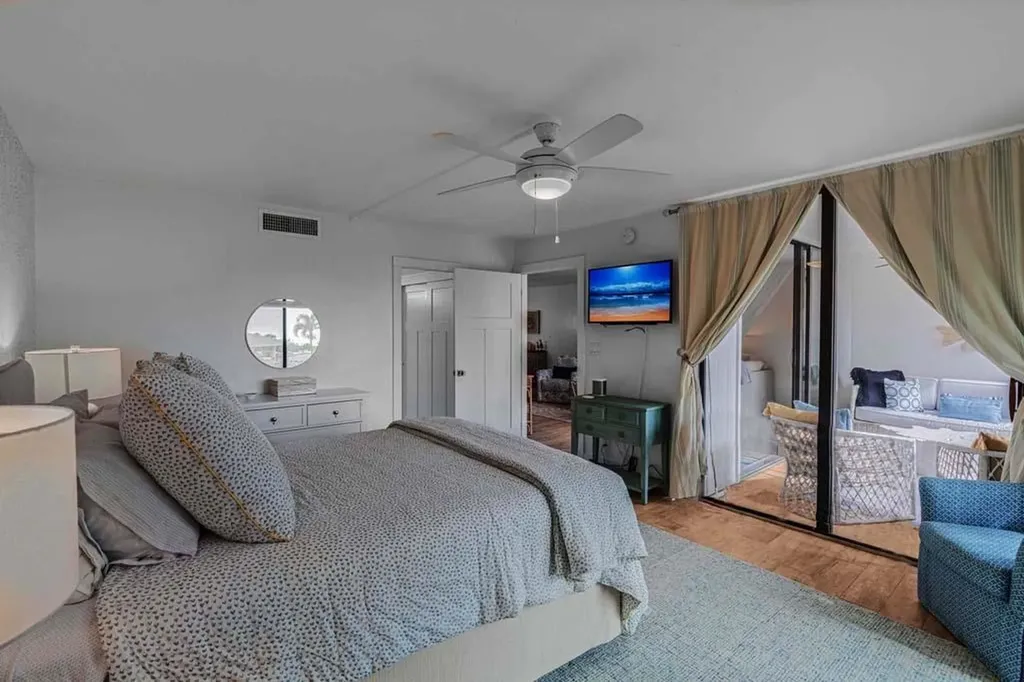 2777 W Gulf Drive Sanibel FL 33957