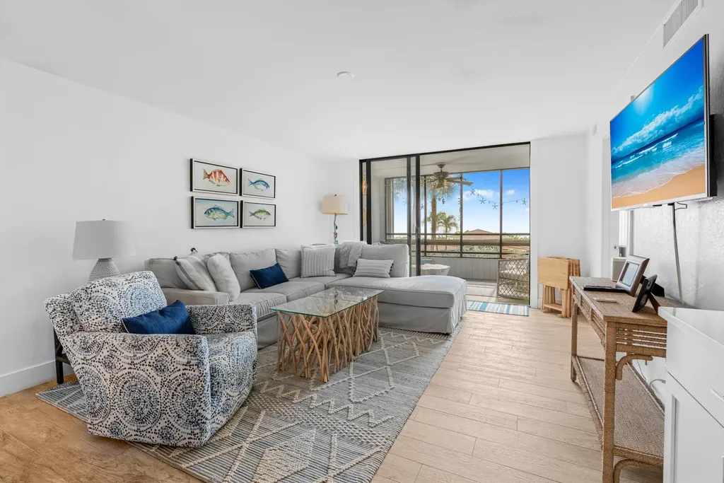 2777 W Gulf Drive Sanibel FL 33957