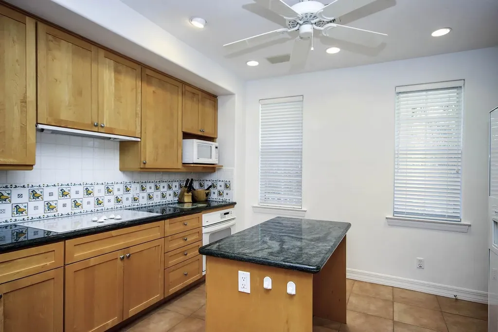 580 Sea Oats Drive Sanibel FL 33957