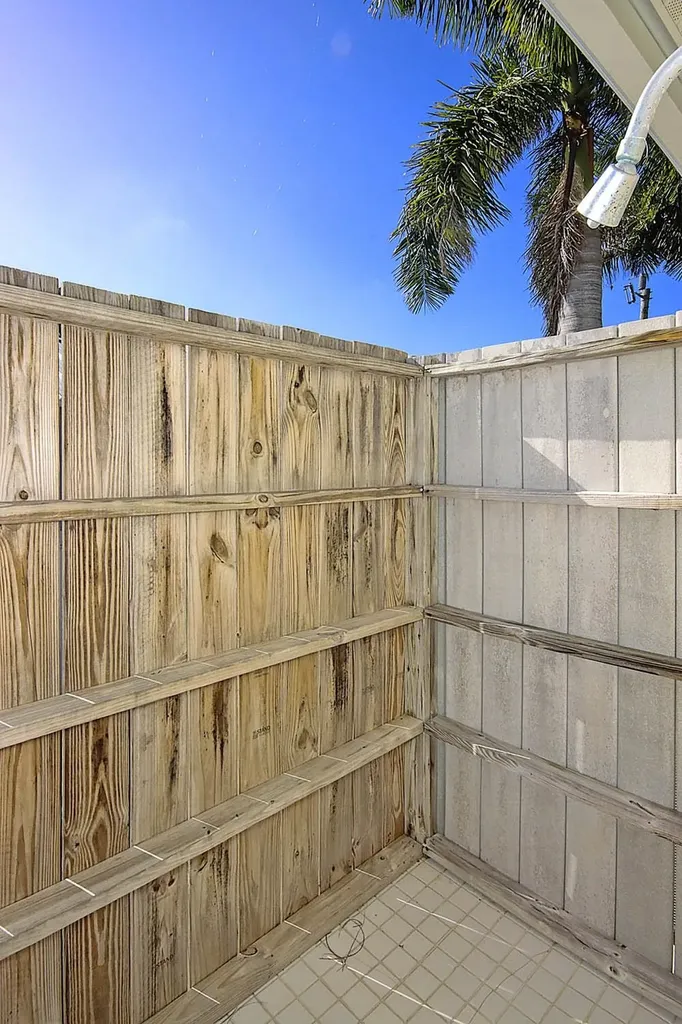 580 Sea Oats Drive Sanibel FL 33957