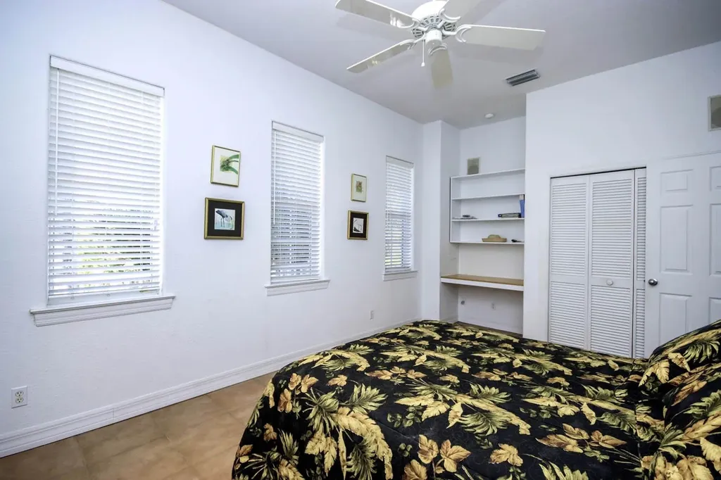 580 Sea Oats Drive Sanibel FL 33957