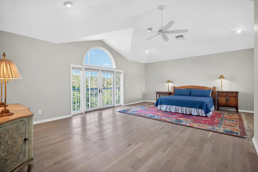 290 Southwinds Drive Sanibel FL 33957