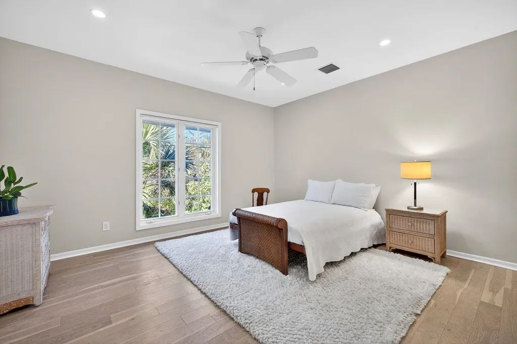 290 Southwinds Drive Sanibel FL 33957