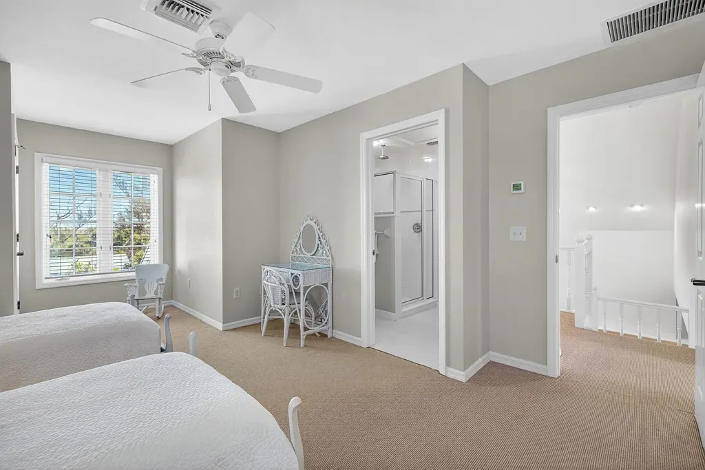 290 Southwinds Drive Sanibel FL 33957