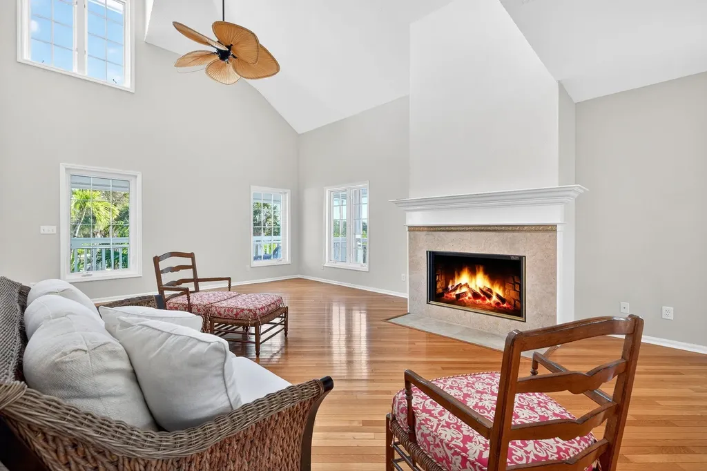 290 Southwinds Drive Sanibel FL 33957