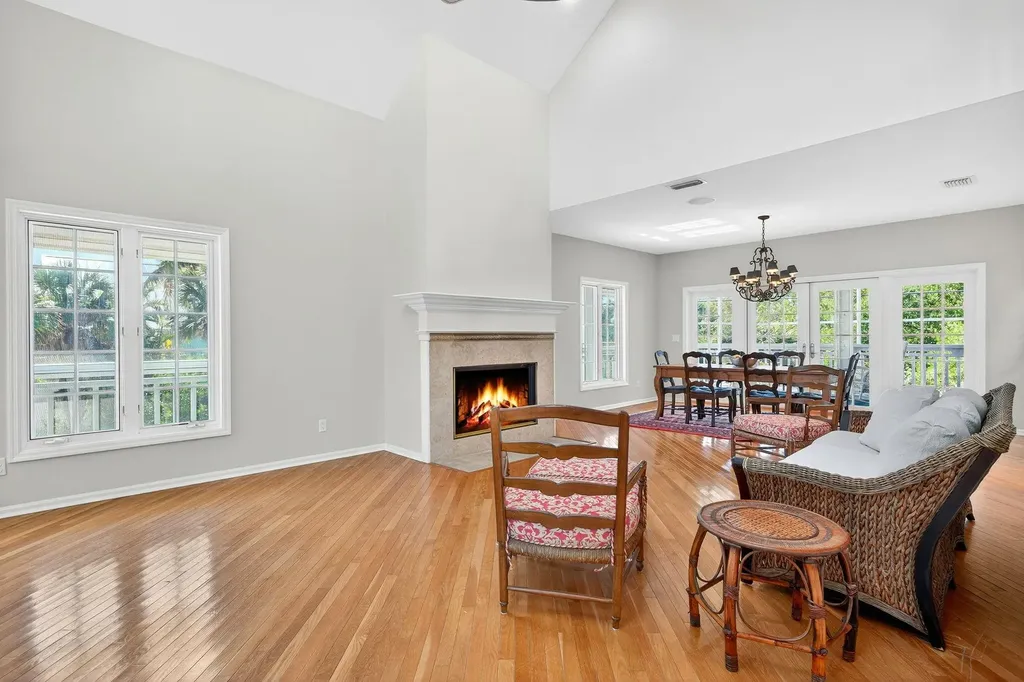 290 Southwinds Drive Sanibel FL 33957