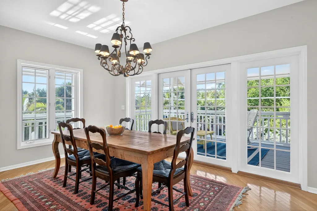 290 Southwinds Drive Sanibel FL 33957