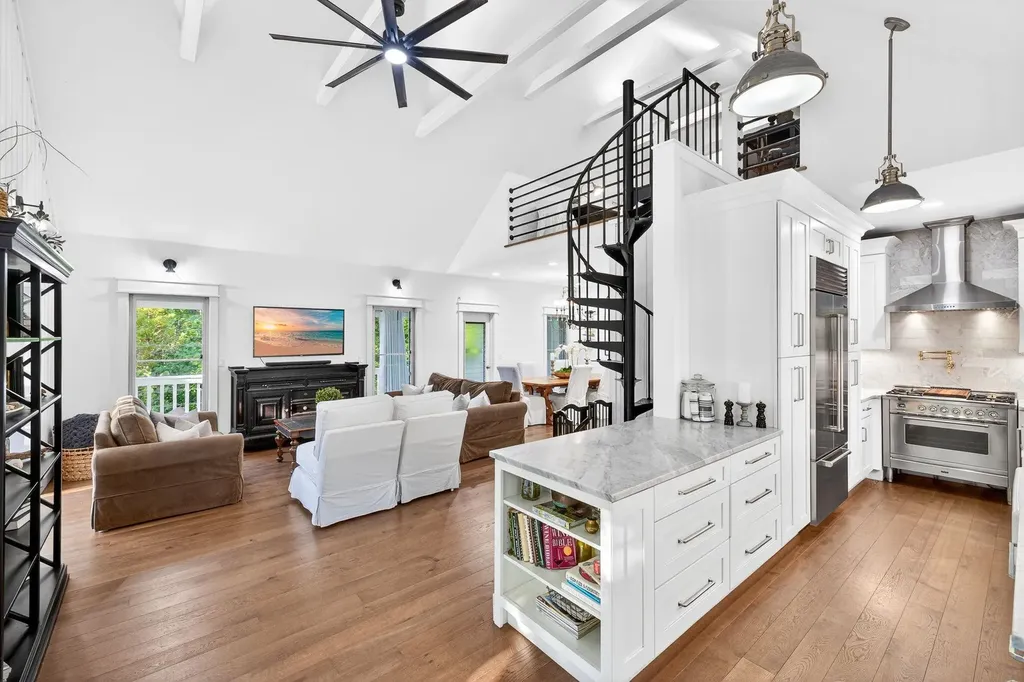 1973 Wild Lime Drive Sanibel FL 33957