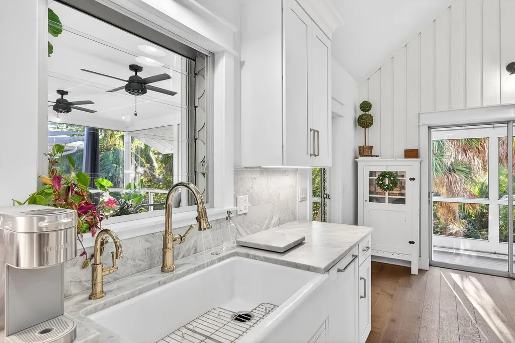 1973 Wild Lime Drive Sanibel FL 33957