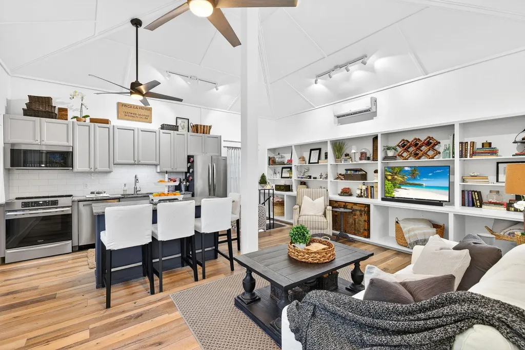 1973 Wild Lime Drive Sanibel FL 33957