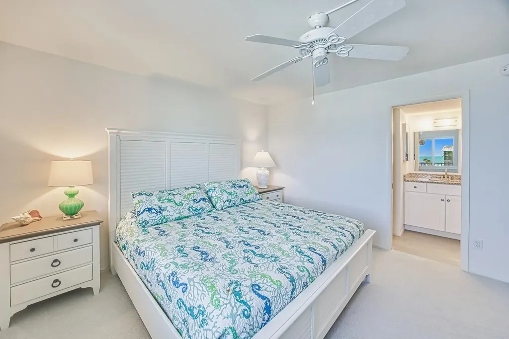 610 Donax Street Sanibel FL 33957