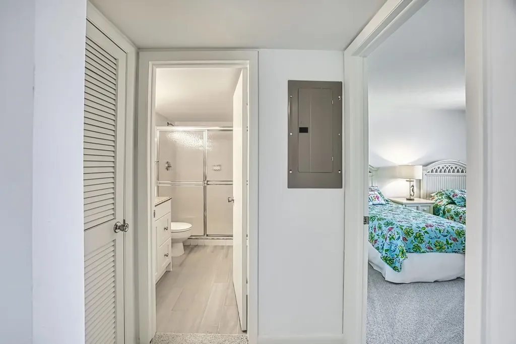 610 Donax Street Sanibel FL 33957