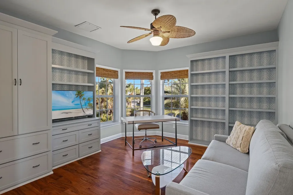 5423 Shearwater Drive Sanibel FL 33957