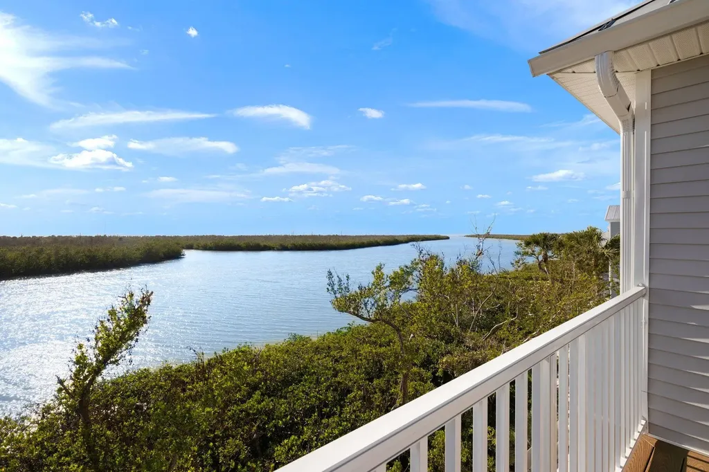 5423 Shearwater Drive Sanibel FL 33957