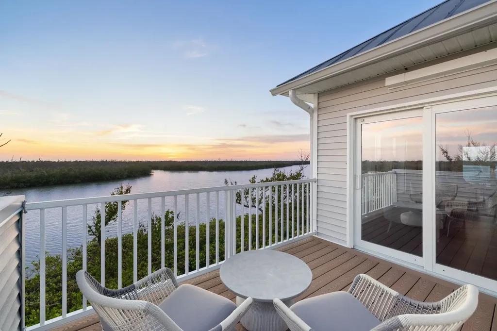 5423 Shearwater Drive Sanibel FL 33957