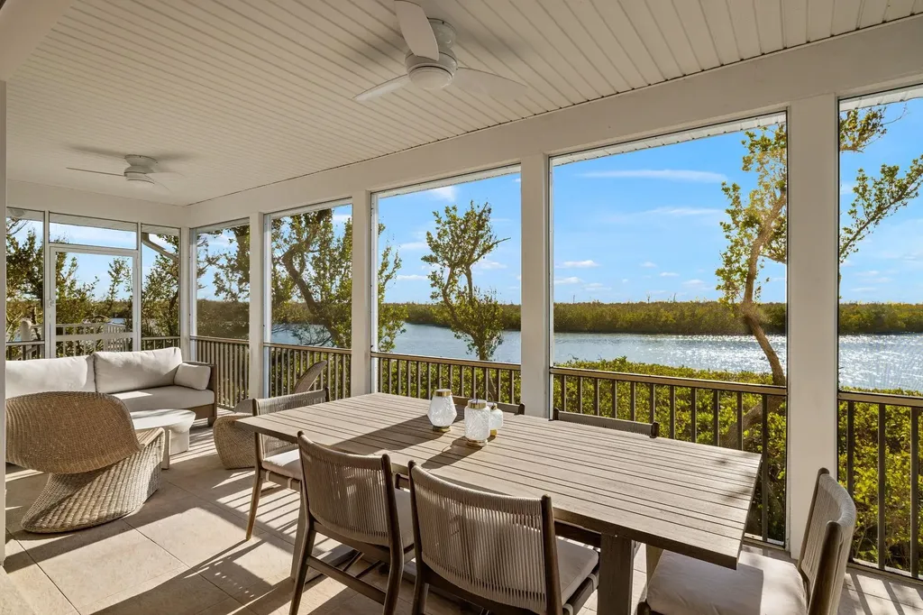 5423 Shearwater Drive Sanibel FL 33957