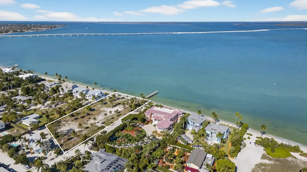 1245 Buttonwood Lane Sanibel FL 33957