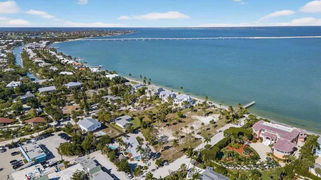 1245 Buttonwood Lane Sanibel FL 33957