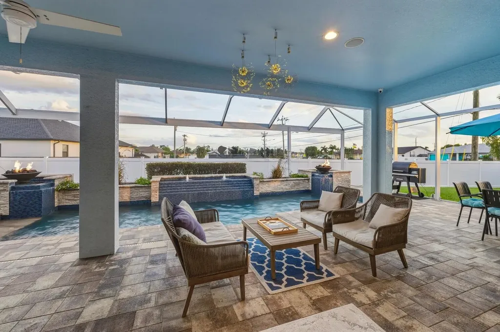 2525 Gleason Parkway Cape Coral FL 33914