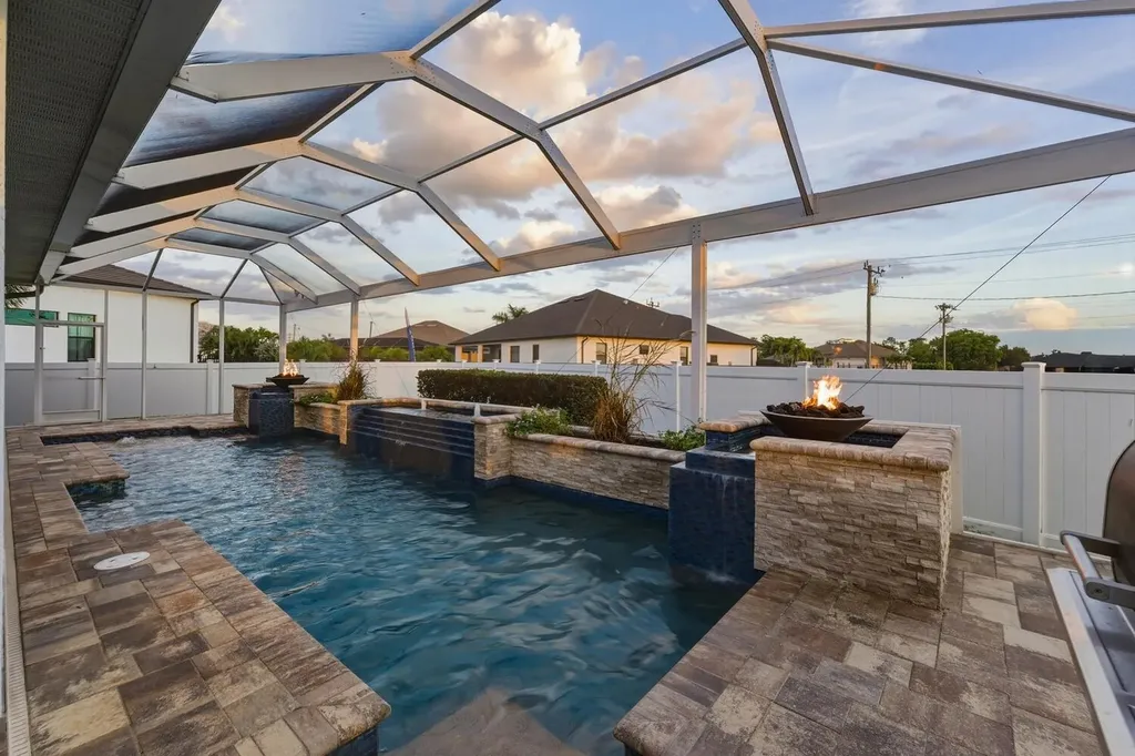 2525 Gleason Parkway Cape Coral FL 33914