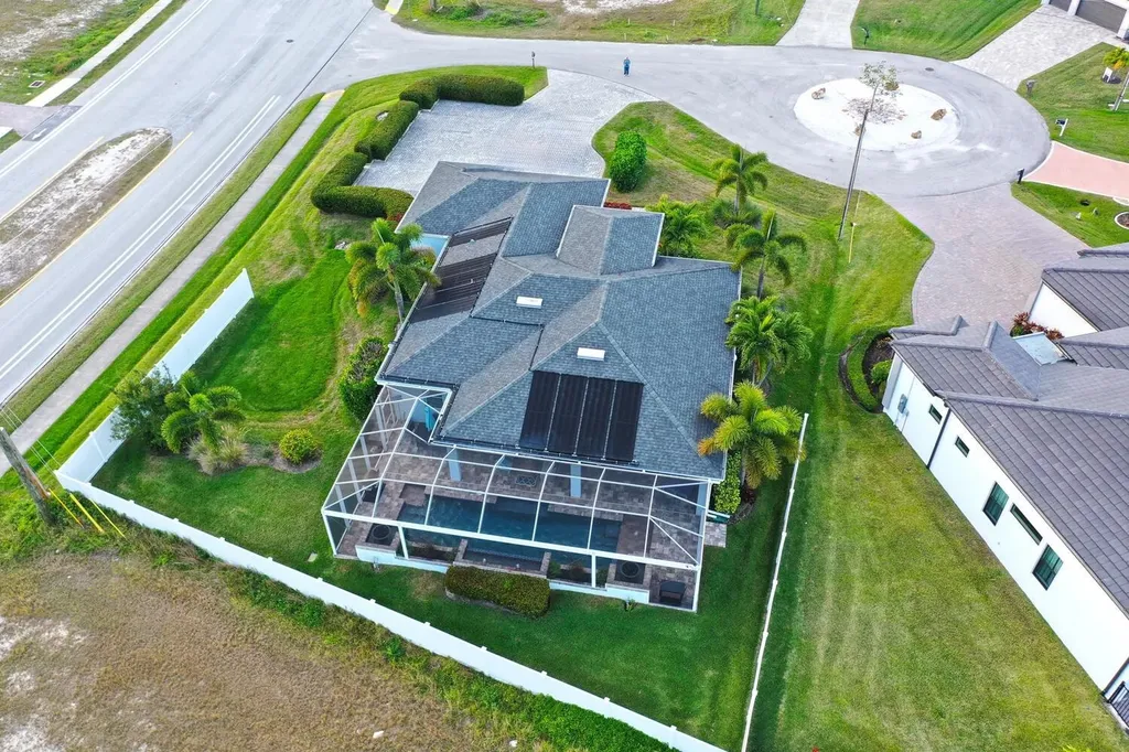 2525 Gleason Parkway Cape Coral FL 33914