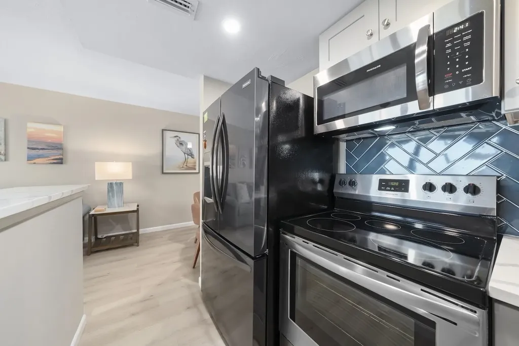 2230 Camino Del Mar Drive Sanibel FL 33957